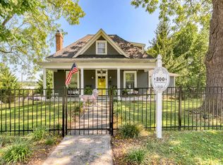 300 S 8th St, Wytheville, VA 24382