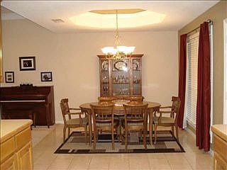 4th image of 607 Newlin Ln