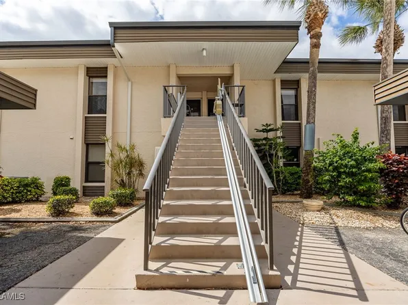 5865 Trailwinds Dr APT 621, Fort Myers, FL 33907