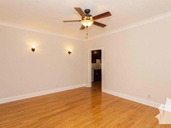 5th image of 2635 N Talman Ave #1S5