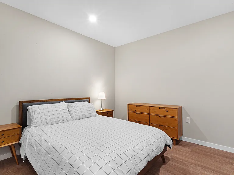 Metro526 Luxury Apartments — Photo 13
