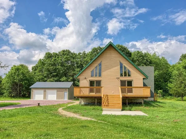 N8502 Schultz Road, Portage, WI 53901