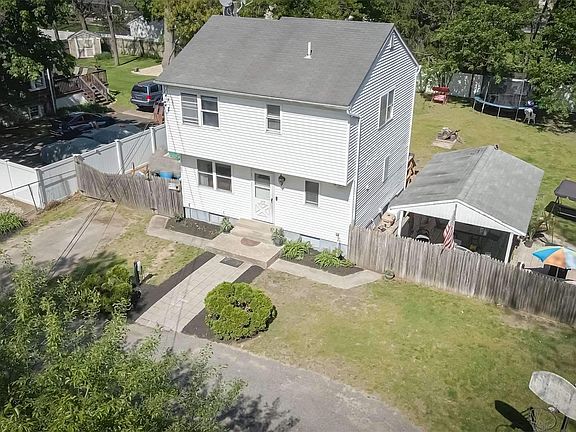 2nd image of 177 Magnolia Dr