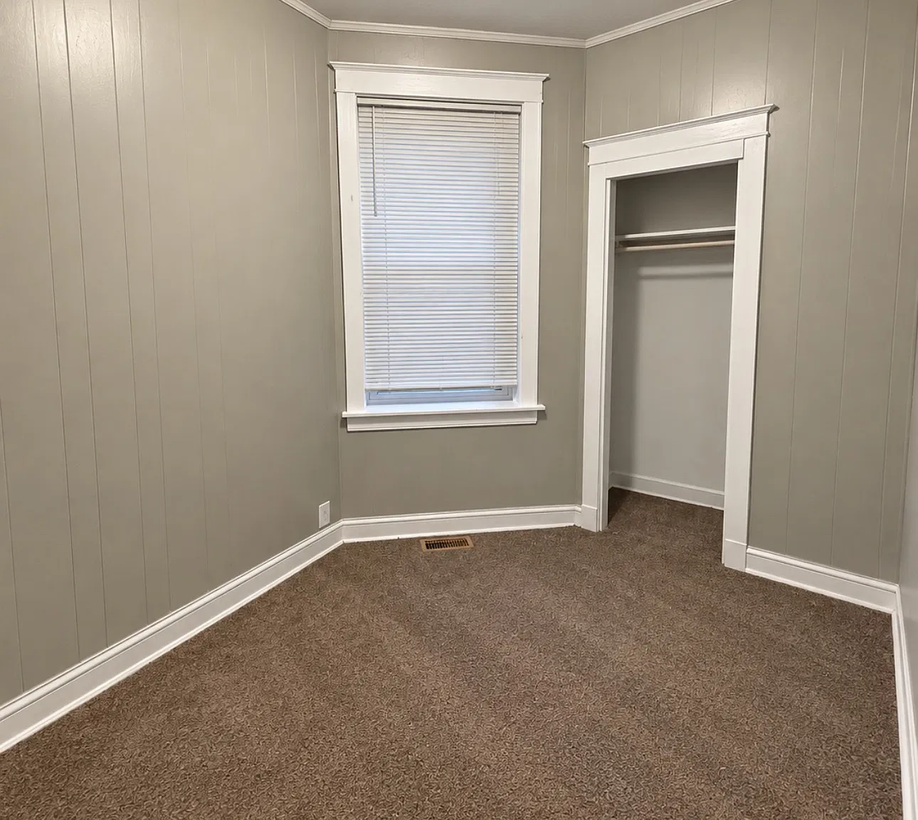 2 bed, 2272 sqft, $1,400 — Photo 4