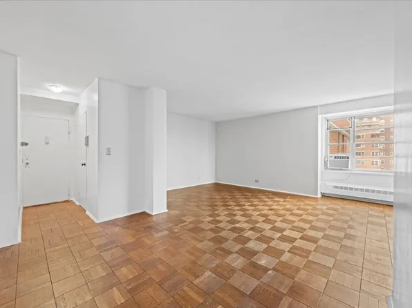 477 Fdr Drive image 7 of 19