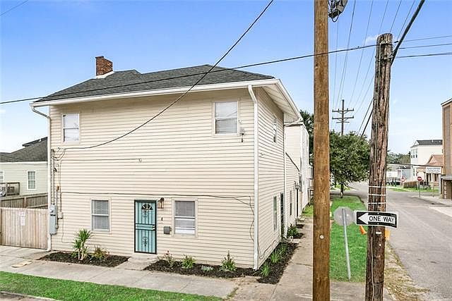 1st image of 2201 Amelia St