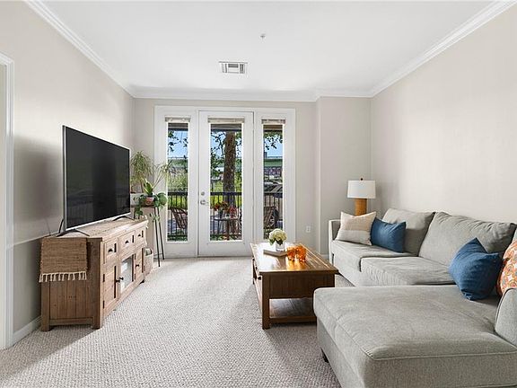 3rd image of 1000 Providence Pl APT 105