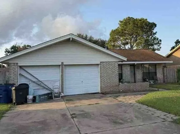 2713 6th Ave N, Texas City, TX 77590