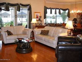 3rd image of 3537 Laurel Leaf Dr