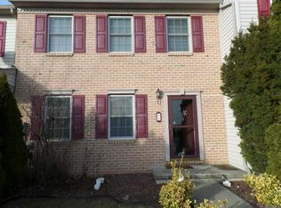 3 Claires Way, Fredericksburg, PA 17026
