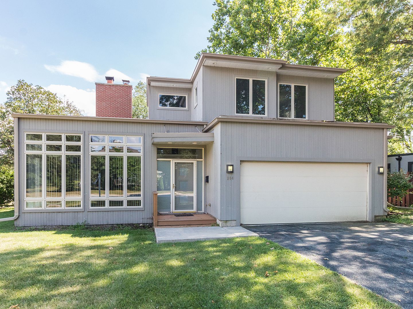 204 W Elm St, Wheaton, IL 60189 | Zillow