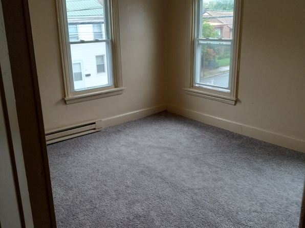173 E Penn St APT 3