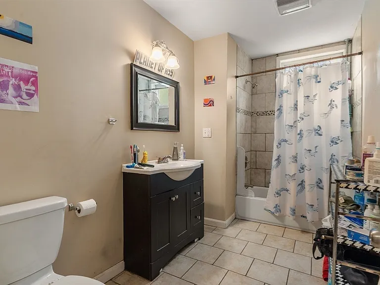 50-52 Shepard St #2 — Photo 10
