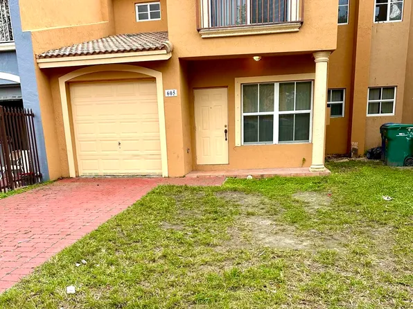 605 SW 10th St, Florida City, FL 33034
