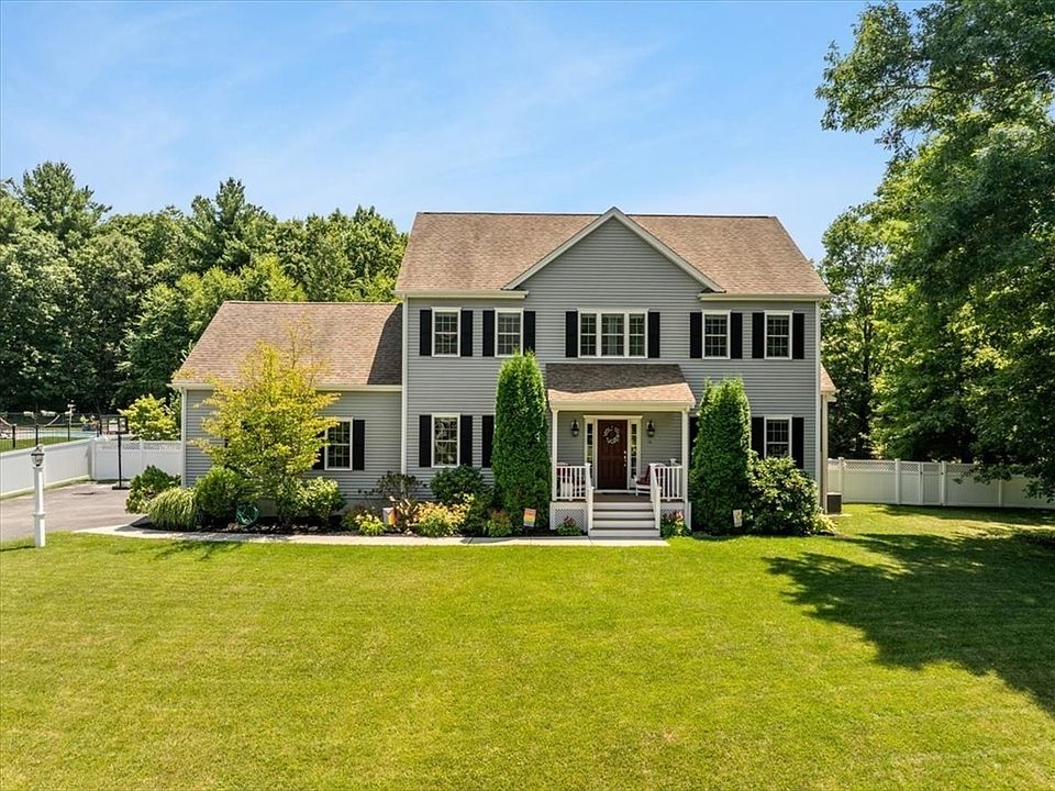 1st image of 16 Summit Cir