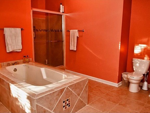 2nd image of 5703 Dora Pl