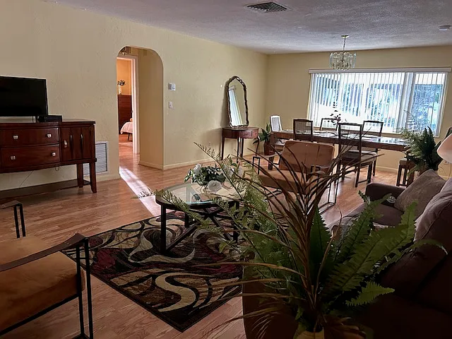 1831 Kay Dr SW — Photo 8
