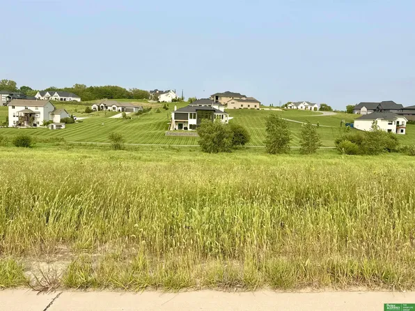 22712 Copper Ridge Rd, Gretna, NE 68028