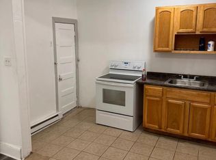 1933 W Airdrie St #1935, Philadelphia, PA 19140