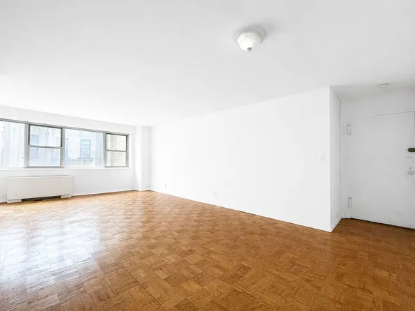 321 E 48th St APT 7J, New York, NY 10017
