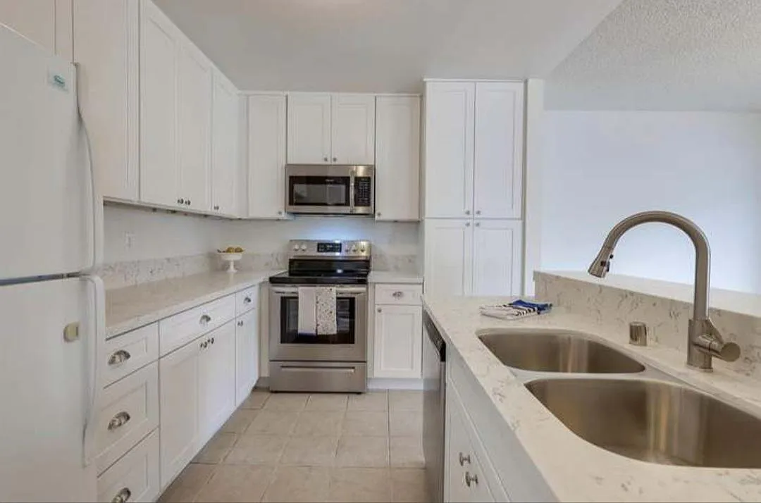 2 bed, 1204 sqft, $2,800 — Photo 3