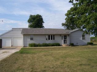 23486 Troy Rd, Sterling, IL 61081
