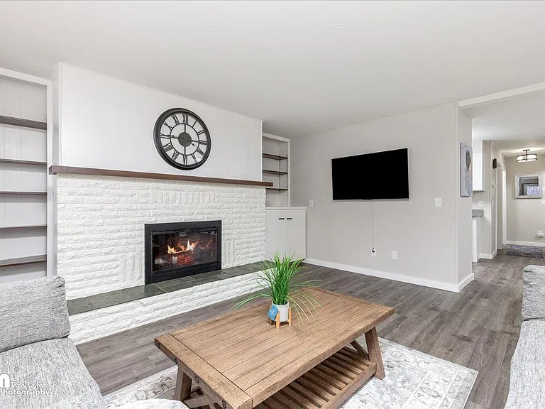 5304 Cope St #2 — Photo 4