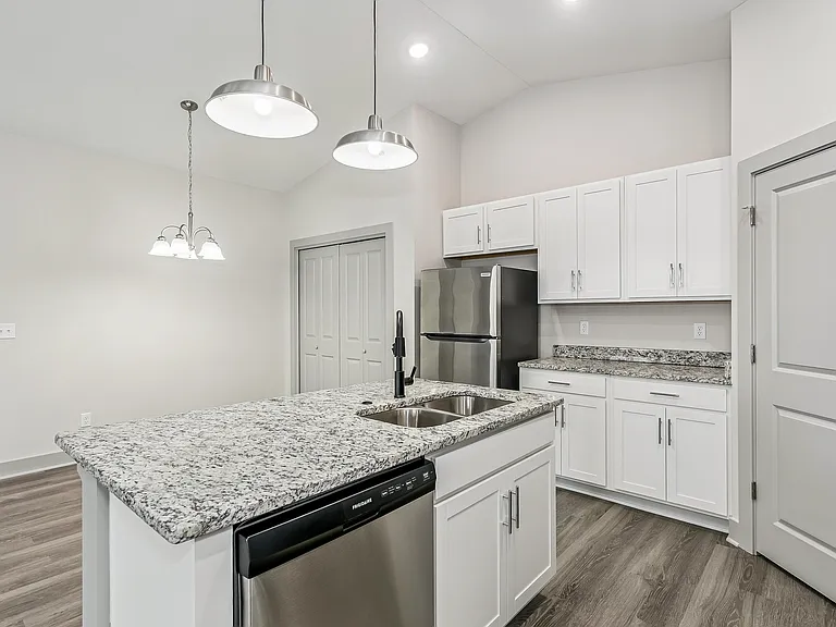 2953 S Bunker Hill Dr #100 — Photo 2