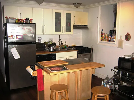 Rented by Charles Coutinho LLC | media 77