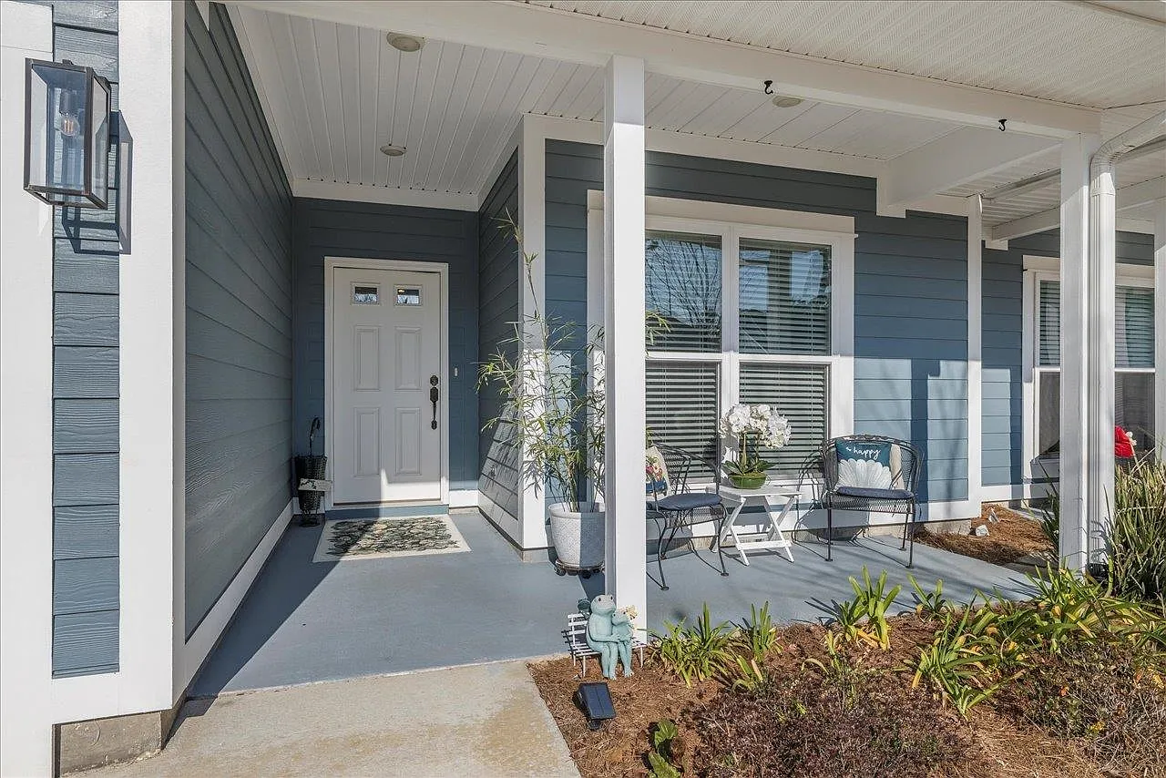 2 bed, 2.0 bath, 1768 sqft, $2,350 — Photo 4