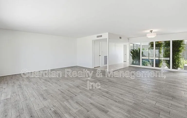 7238 E Joshua Tree Ln — Photo 6
