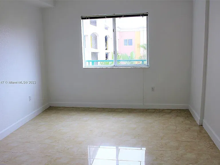 6001 SW 70th St #624 — Photo 5