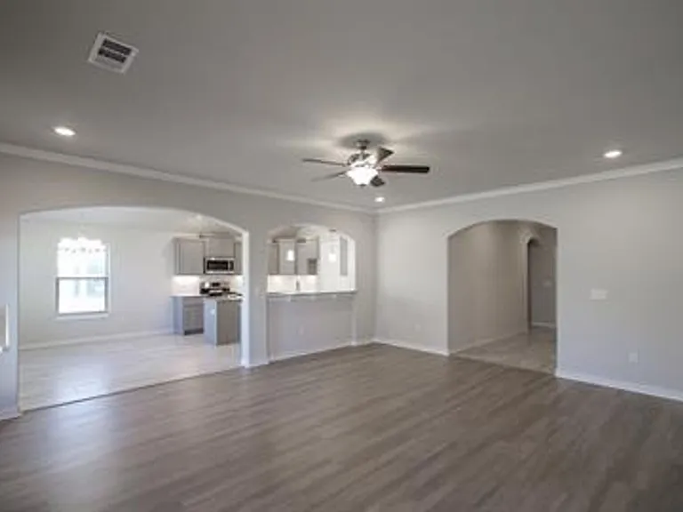 824 Copper St — Photo 5