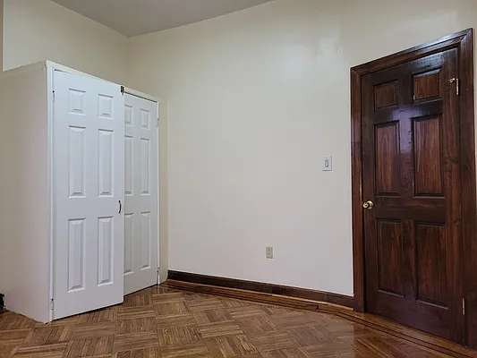 Rented by OGI Management | media 10