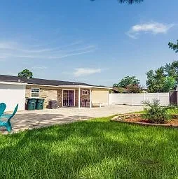 2212 Mindanao Dr — Photo 6