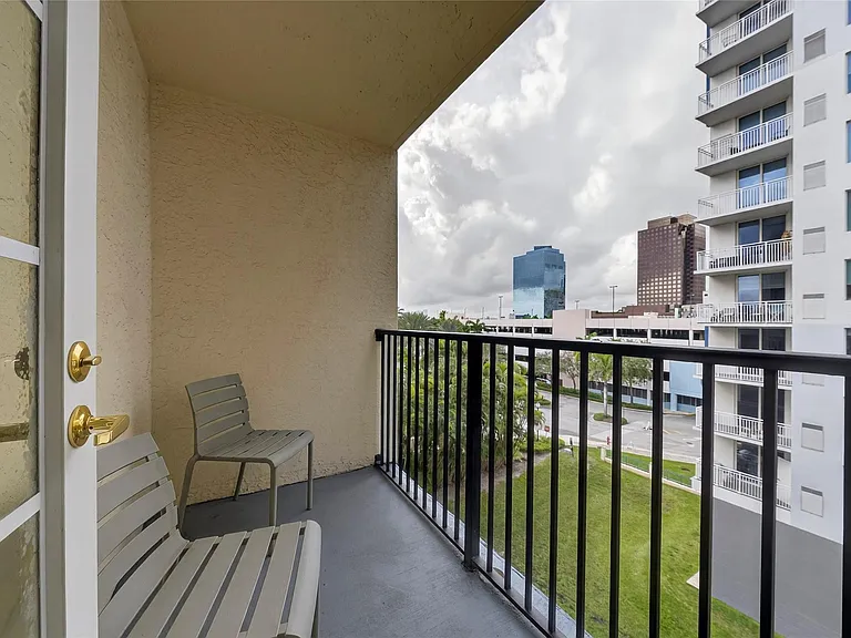 520 SE 5th Ave #2404 — Photo 23