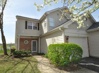 71 Golfview Dr, Glendale Heights, IL 60139