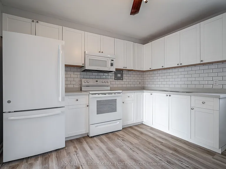 2161 Ghent Ave #7 — Photo 7