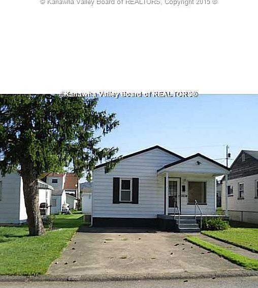 1st image of 2604 Monroe Ave