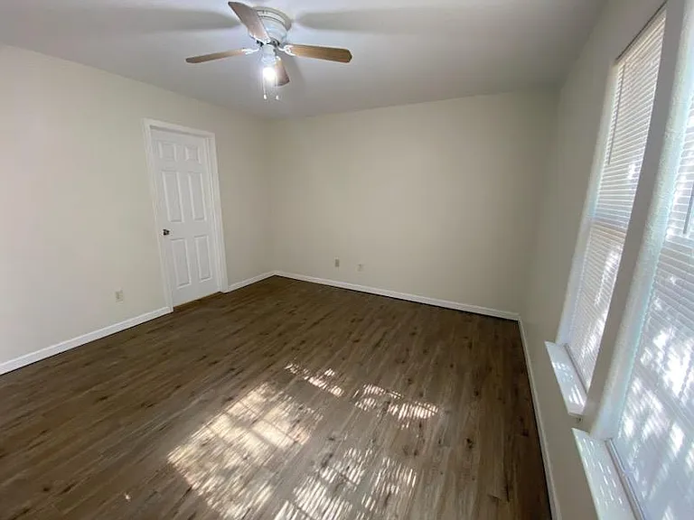 2722 Lombrano St #1 — Photo 4