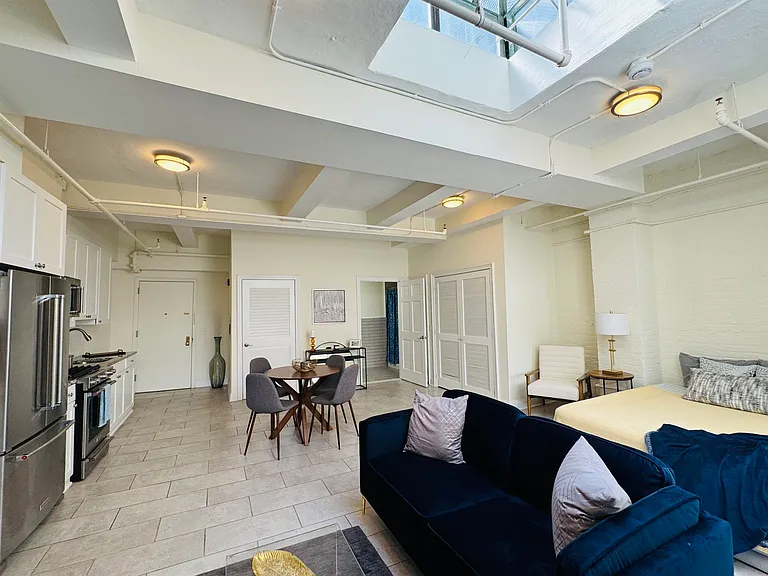 300 Communipaw Ave #43 — Photo 2