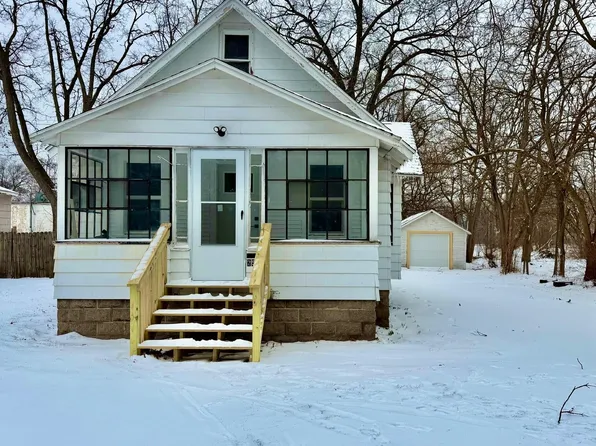 2508 8th St, Muskegon Heights, MI 49444