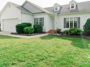 135 Meadow Lake Dr, Salisbury, NC 28146