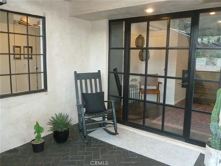 1094 Acanto Pl — Photo 5