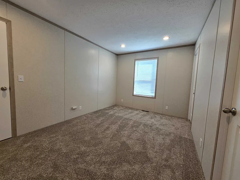 29800 Guilford Cir #297 — Photo 10