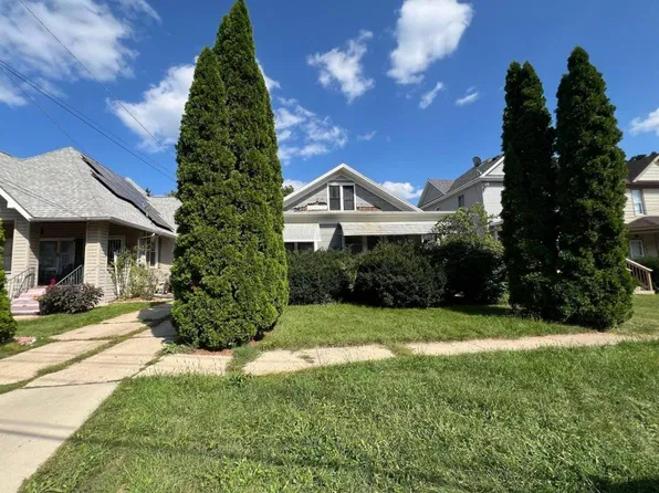 1239 S Float Ave, Freeport, IL 61032