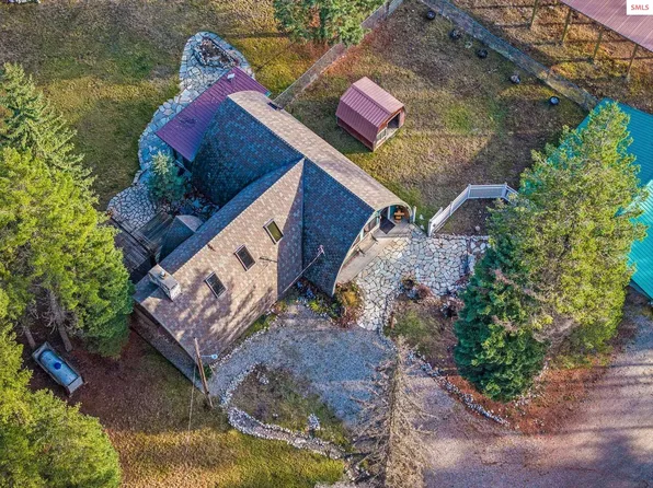 762 Reeder Bay Rd, Nordman, ID 83848