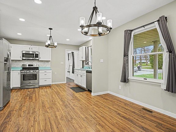 4th image of 3363 N Old Farm Rd W