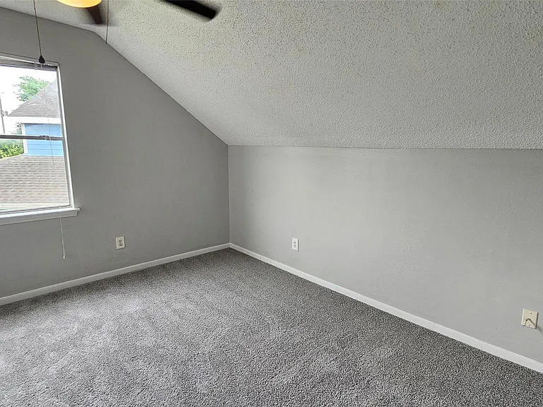 7704 Sign St — Photo 16