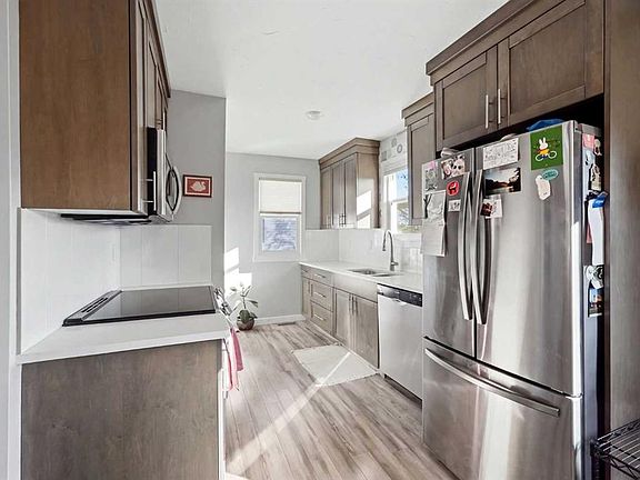 5th image of 4205 N 35th St